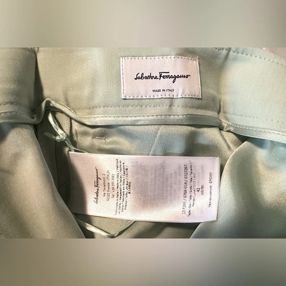 NWT Salvatore Ferragamo Women’s Cropped Pants Mint Green Size 42 (6 or 8) - Picture 8 of 14